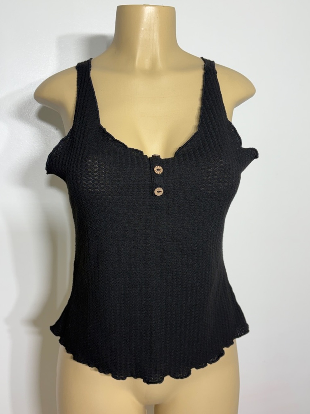 🎉 4 Items/$15 🎉 Black Knit Tank Top with Button Detail (Fits L)